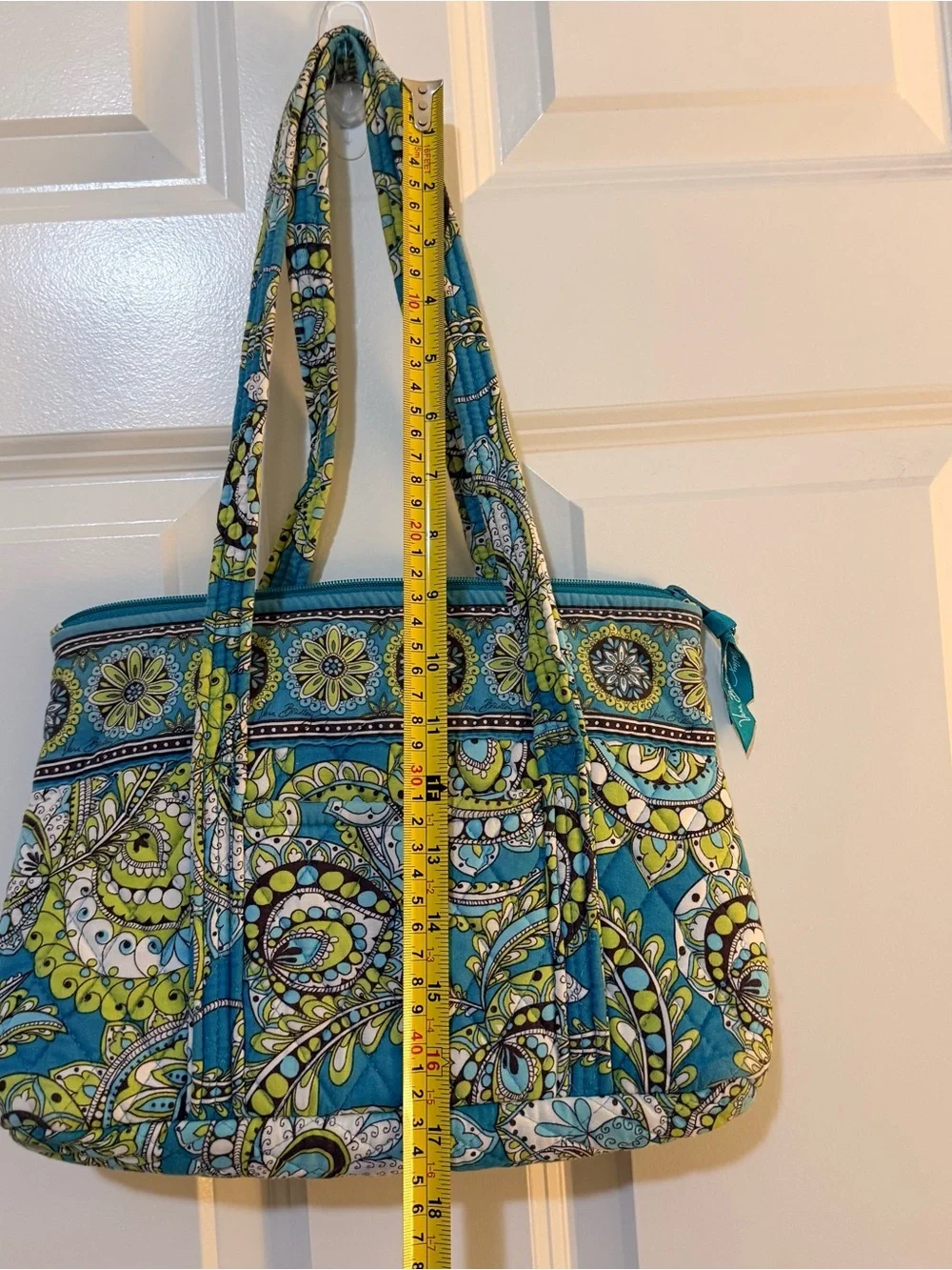 Retired Vera Bradley Hannah Hobo Bag Y2K Quilted Shoulder Bag Peacock Pattern
